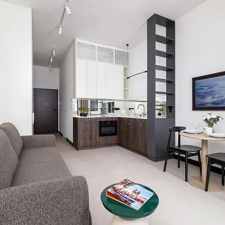 Stylish With Underground Parking Located Near The Tauron Arena By Renters Lejlighed